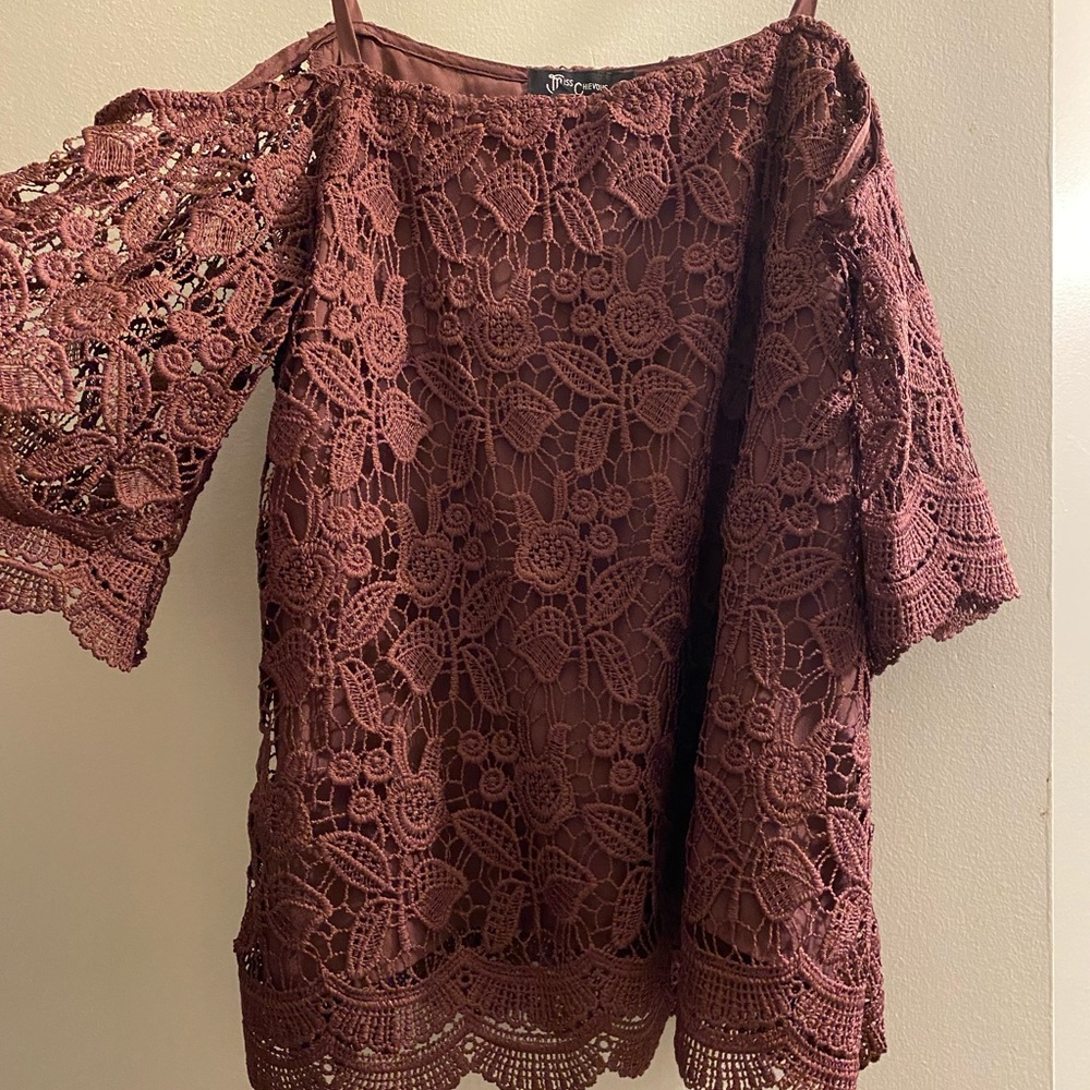 Cold shoulder top